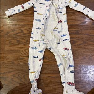 Gap One Piece footie baby 18-24M